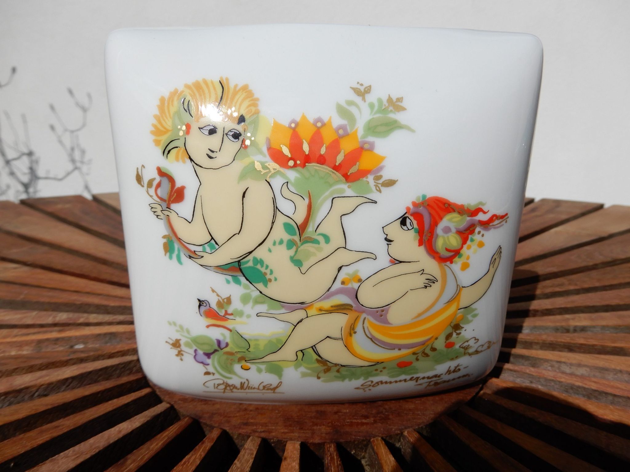 £32.00 Rosenthal Bjorn Wiinblad Vase